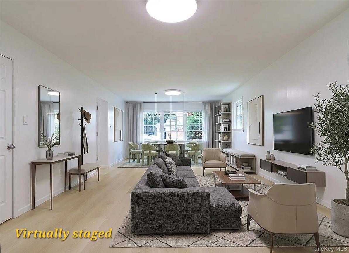 Casa de 4 Dormitorios en Venta en Glen Head, Nueva York, EE. UU. - 7