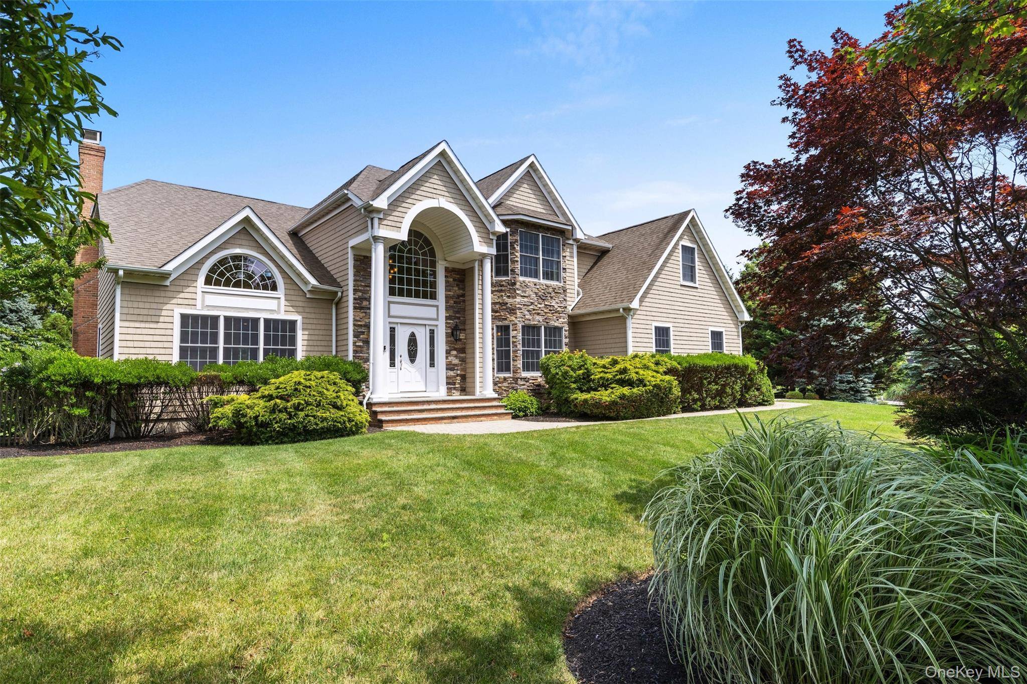 Maison de 4 Chambres à Vendre à Greenport, New York, États-Unis - 1