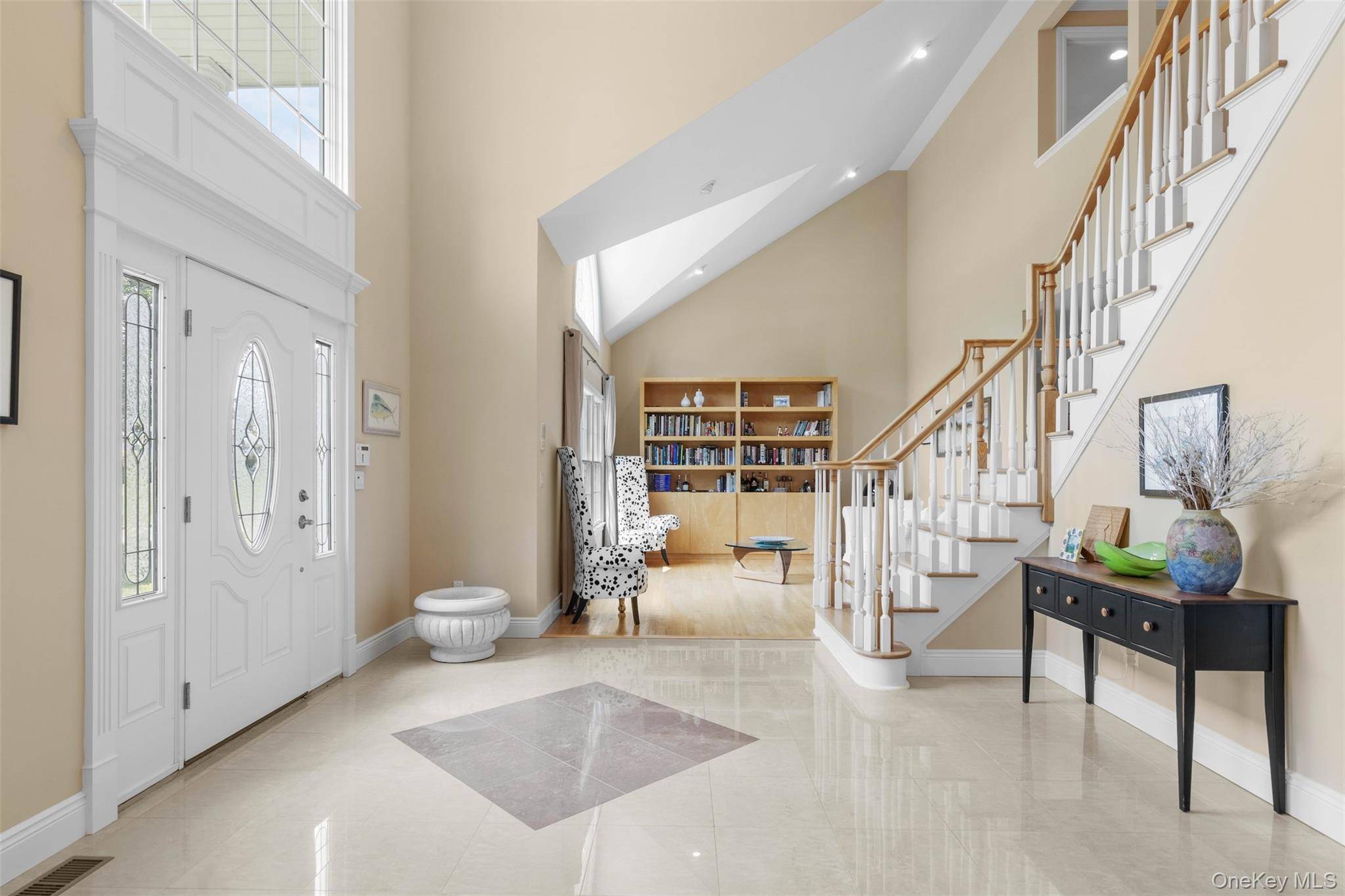 Maison de 4 Chambres à Vendre à Greenport, New York, États-Unis - 2