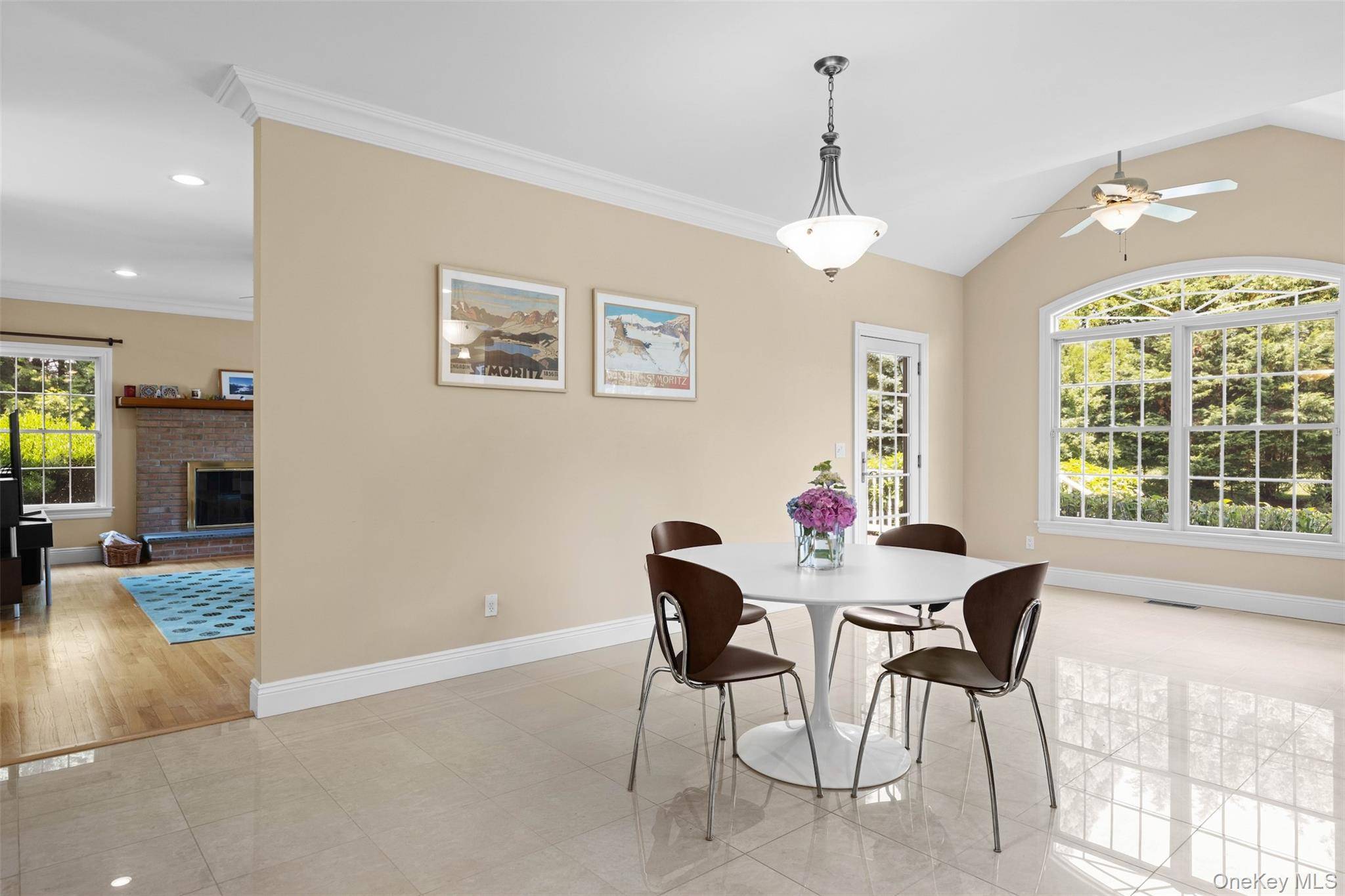 Maison de 4 Chambres à Vendre à Greenport, New York, États-Unis - 8