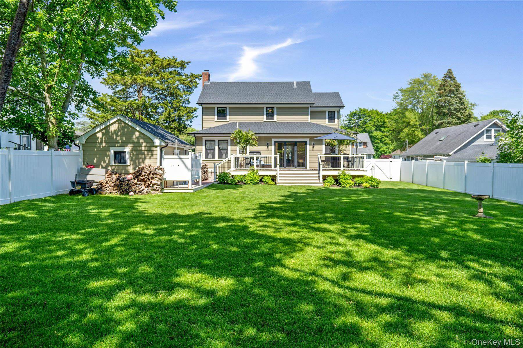 Maison de 4 Chambres à Vendre à Greenport, New York, États-Unis - 5