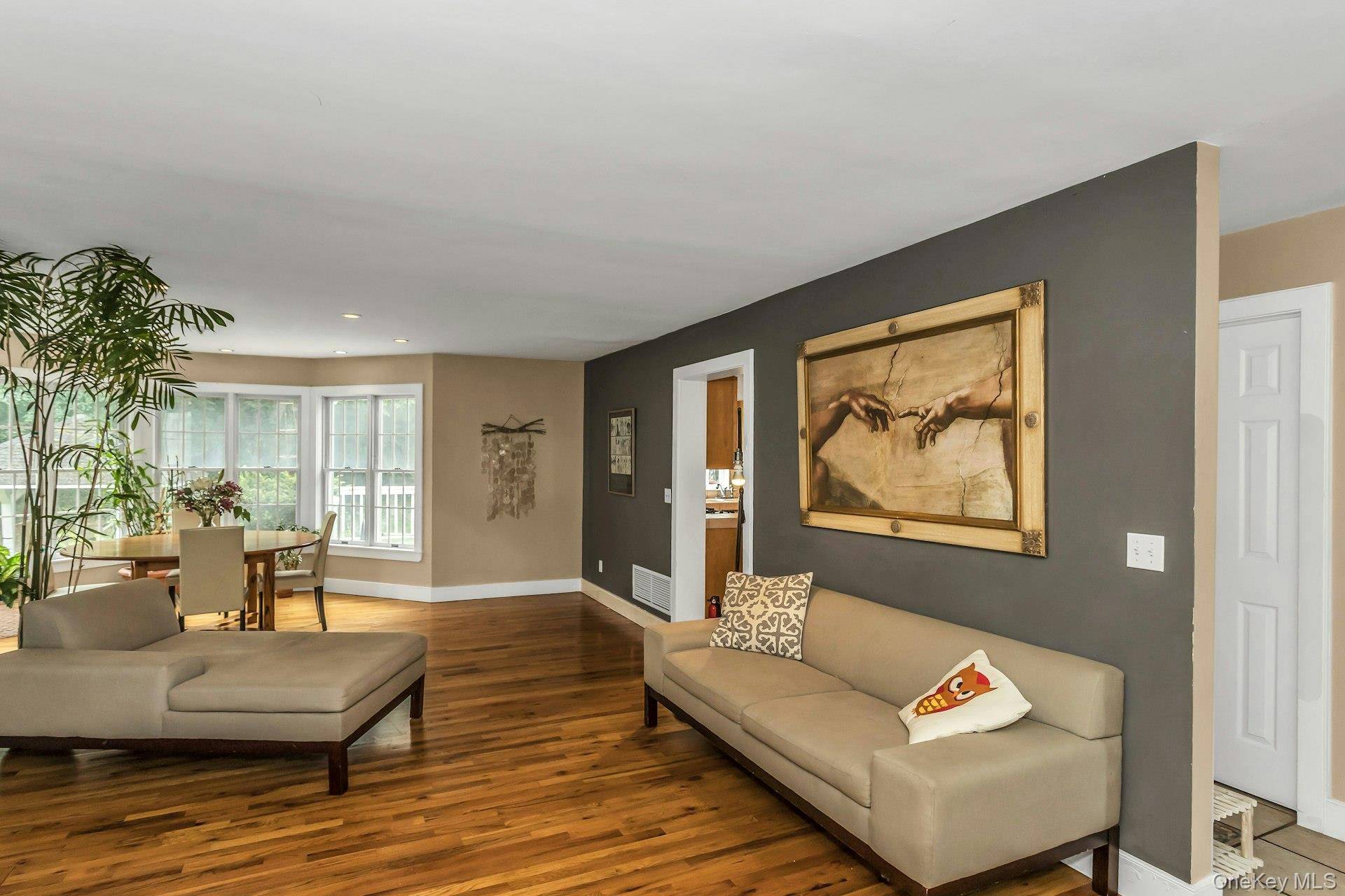 Casa de 4 Dormitorios en Venta en Hampton Bays - Nueva York - EE. UU. - 6