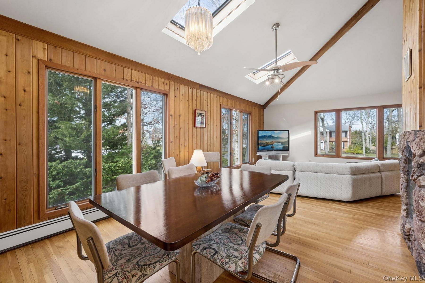 Casa de 4 Dormitorios en Venta en Hampton Bays - Nueva York - EE. UU. - 8