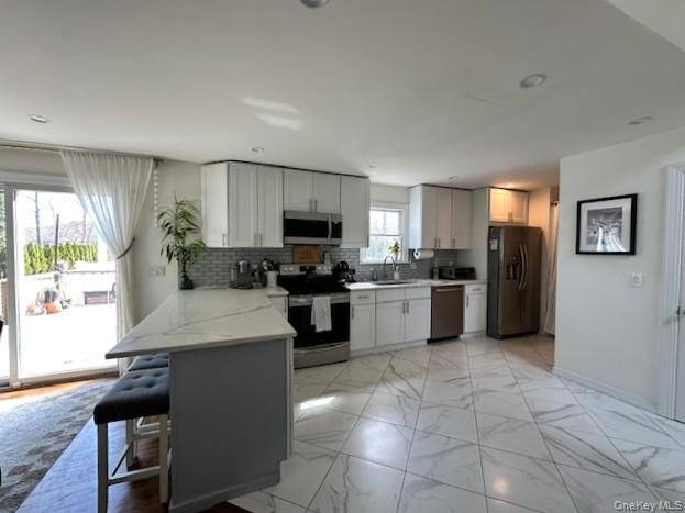 Casa de 4 Dormitorios en Venta en Hampton Bays - Nueva York - EE. UU. - 6