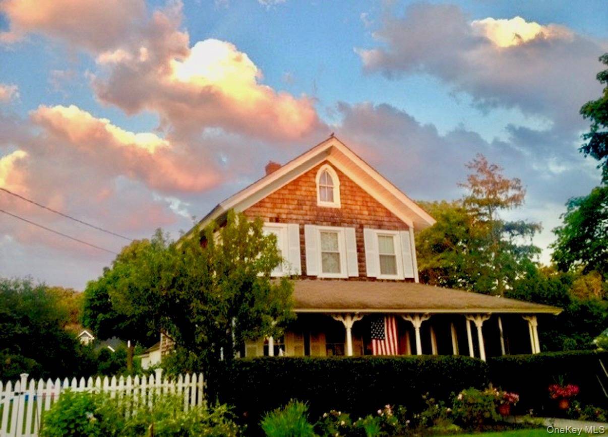 Casa de 4 Dormitorios en Venta en Hampton Bays - Nueva York - EE. UU. - 2