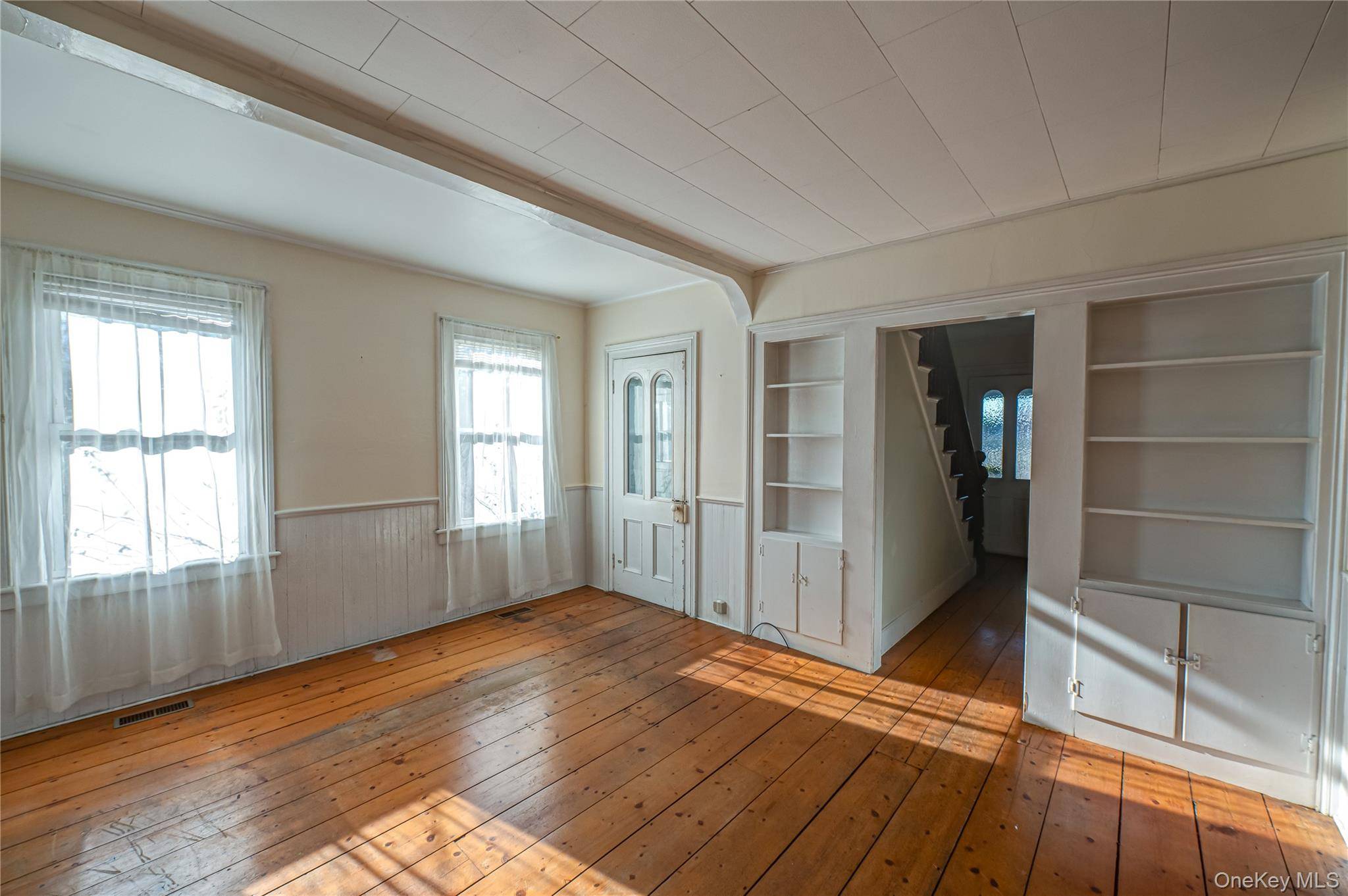 Casa de 4 Dormitorios en Venta en Hampton Bays - Nueva York - EE. UU. - 5