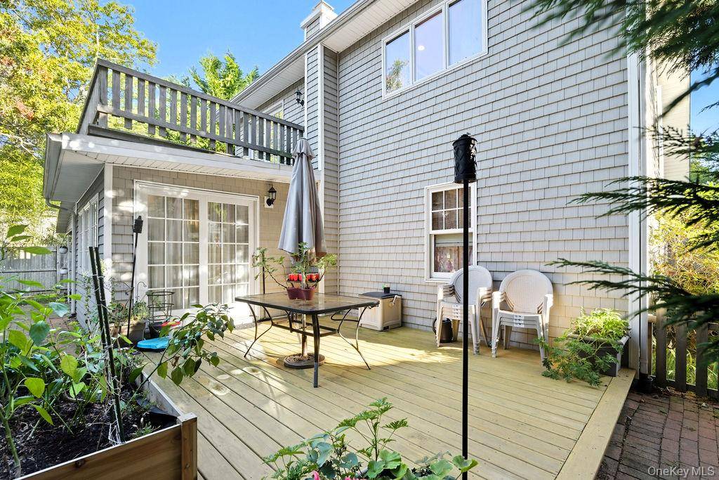 Casa de 4 Dormitorios en Venta en Hampton Bays - Nueva York - EE. UU. - 1