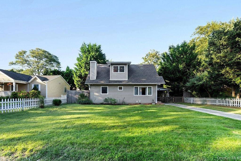 Casa de 4 Dormitorios en Venta en Hampton Bays - Nueva York - EE. UU. - 3