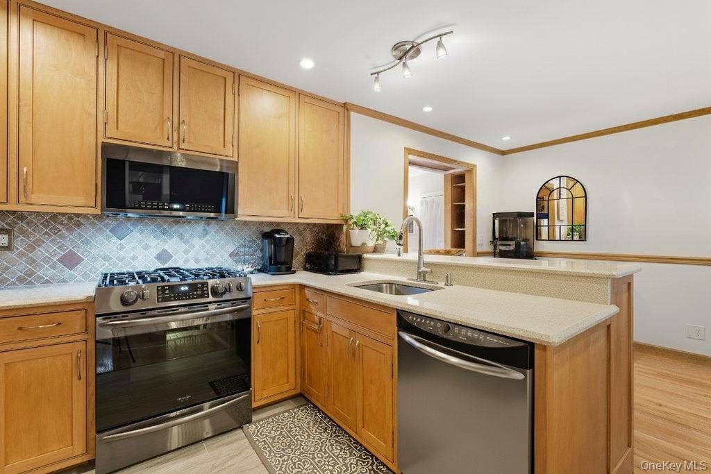 Casa de 4 Dormitorios en Venta en Hampton Bays - Nueva York - EE. UU. - 6