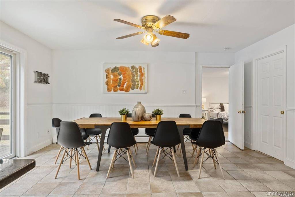 Casa de 4 Dormitorios en Venta en Hampton Bays - Nueva York - EE. UU. - 6
