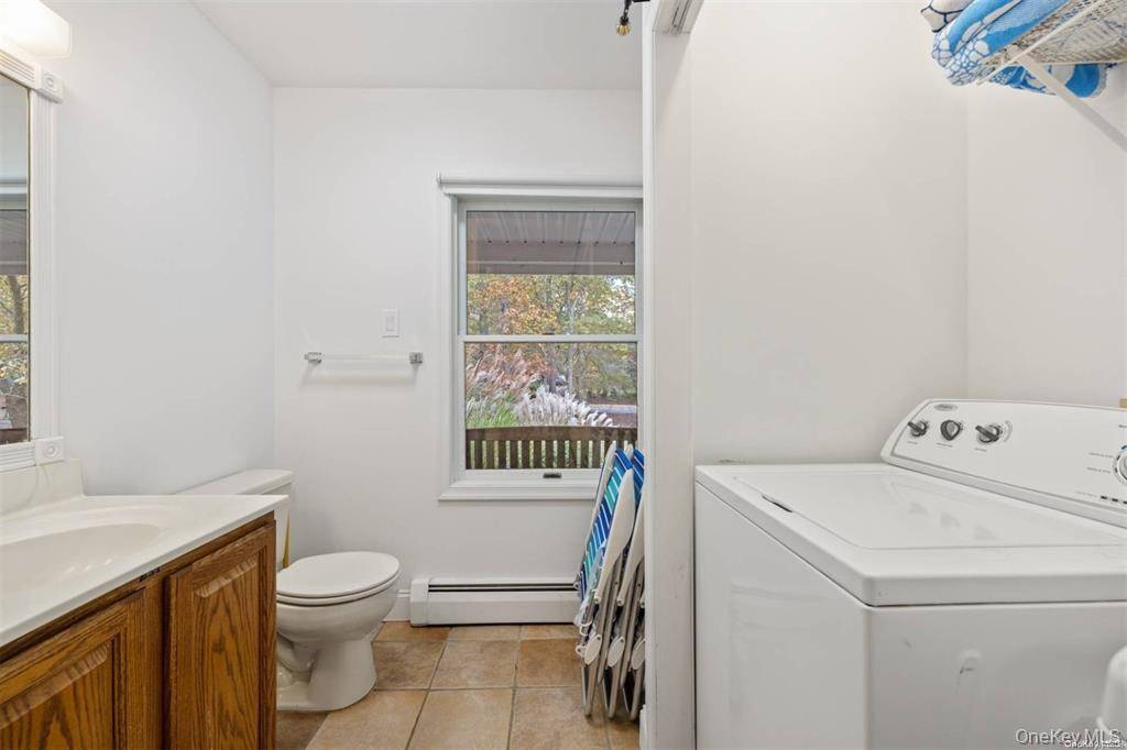 Casa de 4 Dormitorios en Venta en Hampton Bays - Nueva York - EE. UU. - 8