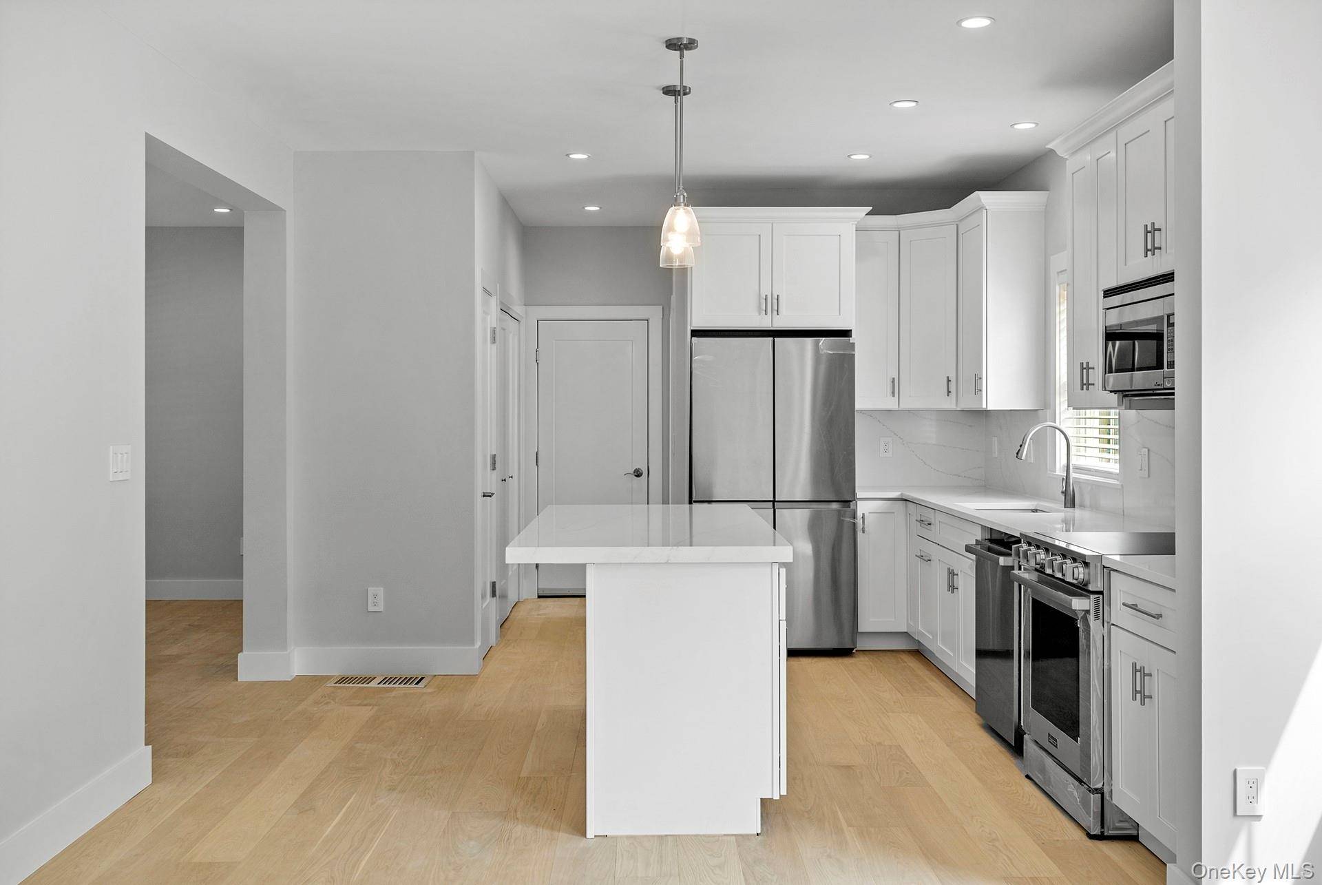 Casa de 4 Dormitorios en Venta en Hampton Bays - Nueva York - EE. UU. - 4