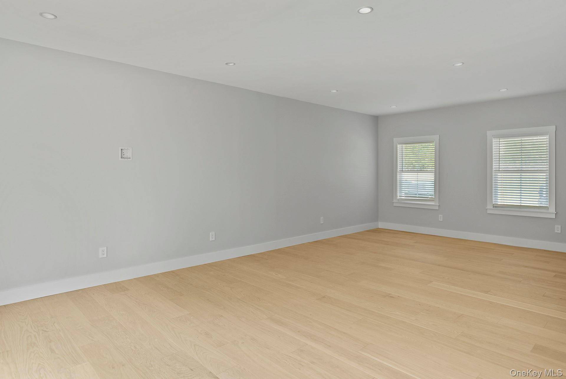 Casa de 4 Dormitorios en Venta en Hampton Bays - Nueva York - EE. UU. - 7