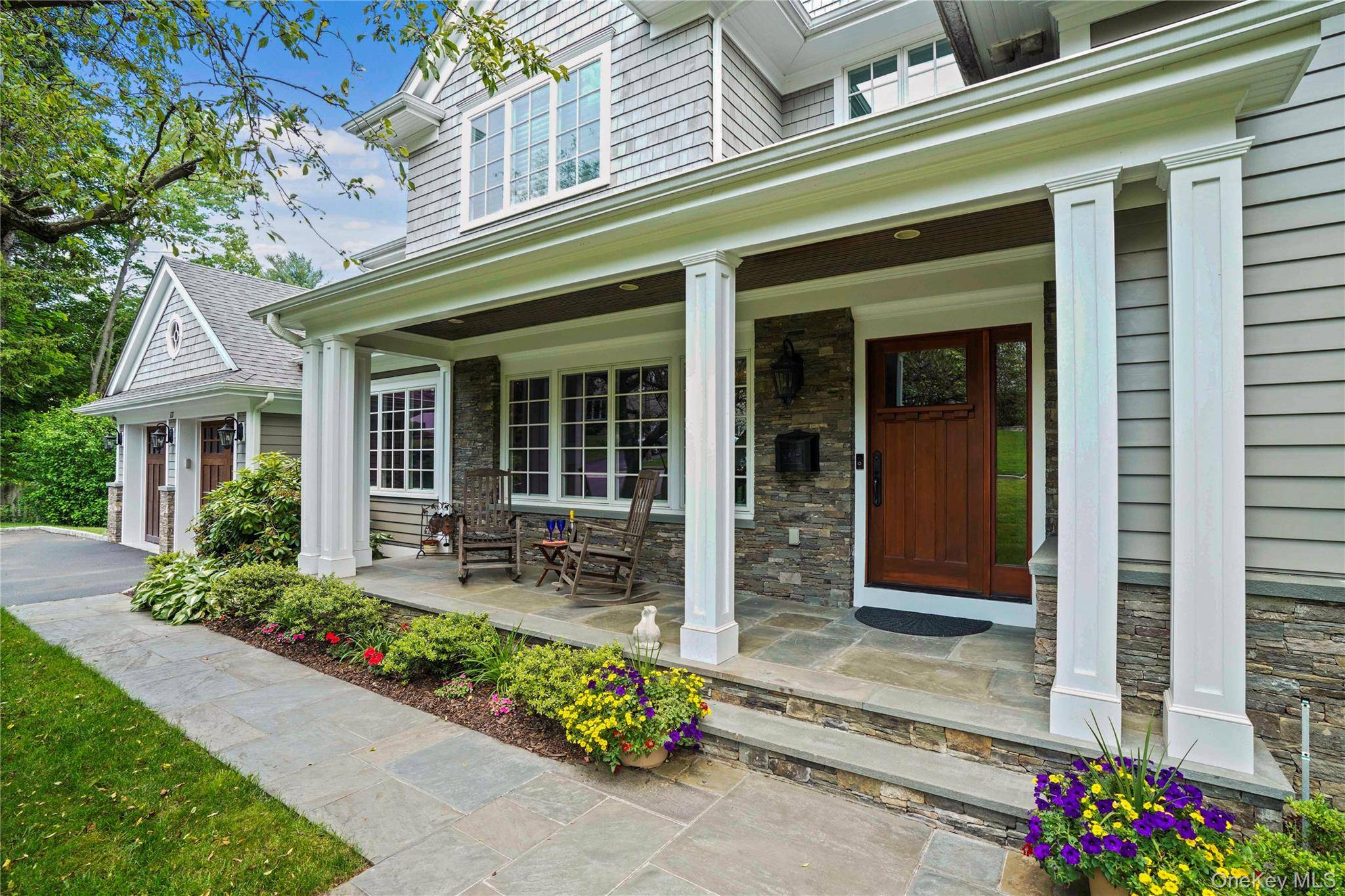 Casa de 4 Dormitorios en Venta en Hartsdale - Nueva York - EE. UU. - 1
