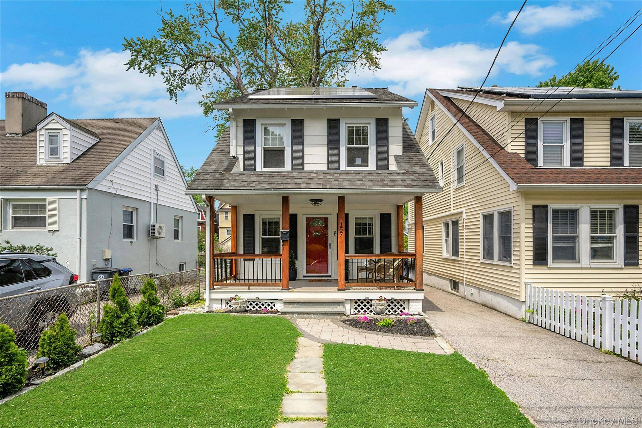 Casa de 4 Dormitorios en Venta en Hartsdale - Nueva York - EE. UU. - 2
