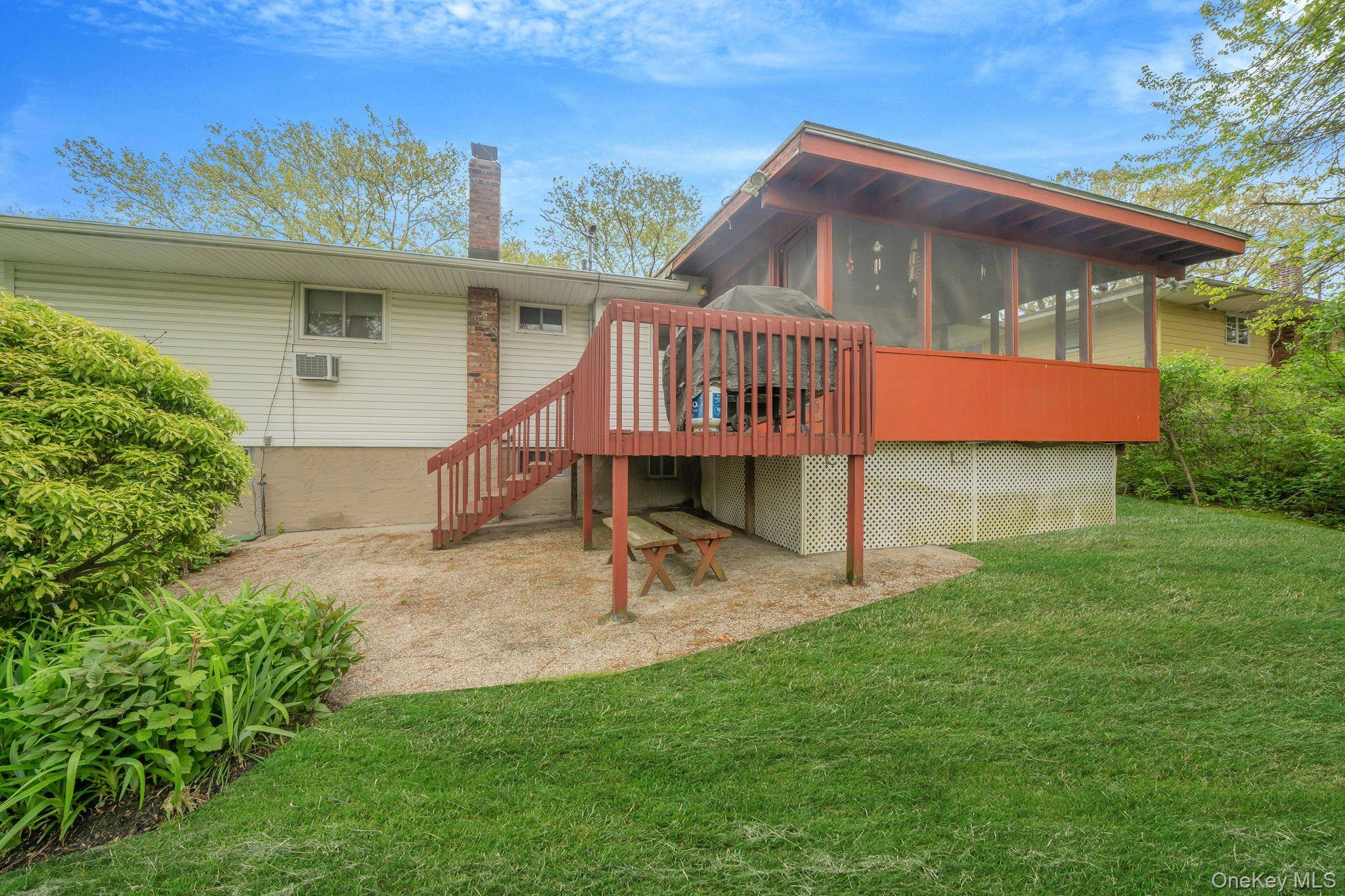 Casa com 4 Quartos à Venda em Hauppauge - Nova Iorque - EUA - 6