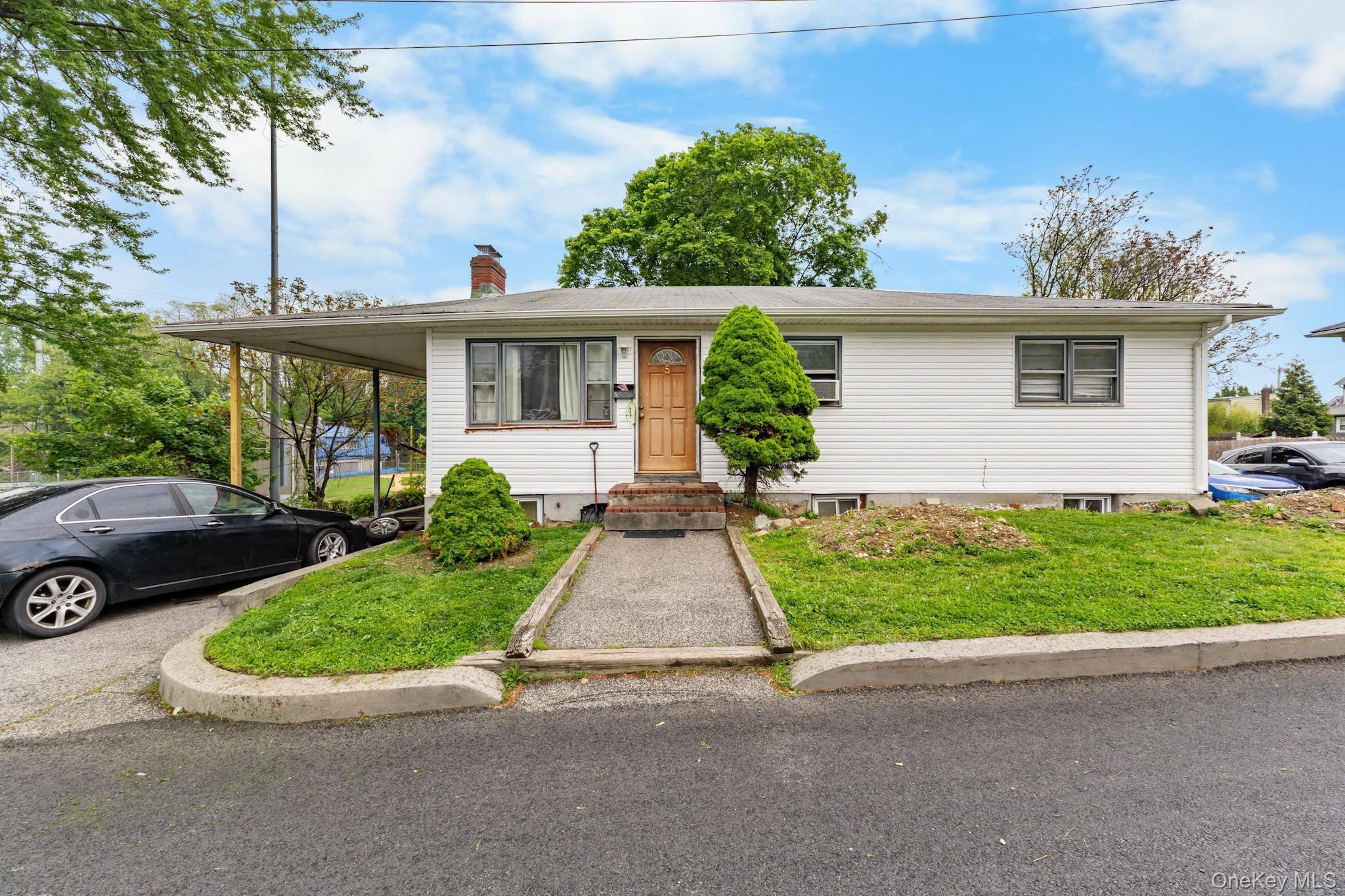 Casa de 4 Dormitorios en Venta en Haverstraw - Nueva York - EE. UU. - 1