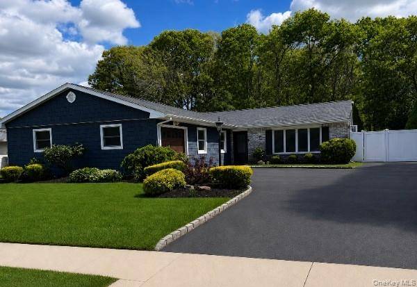 Casa de 4 Dormitorios en Venta en Holbrook - Nueva York - EE. UU. - 2