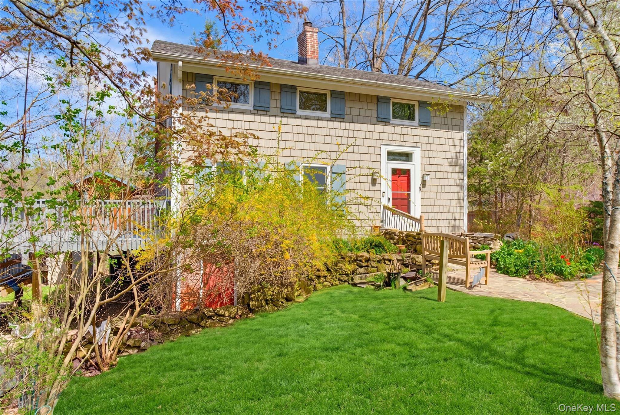4 Bedroom Home for Sale in Hopewell Junction - New York - USA - 2