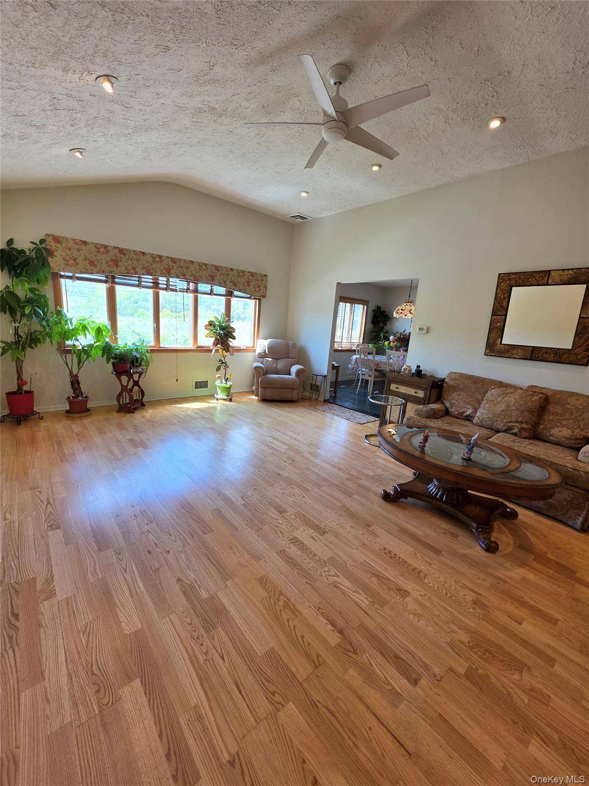 Casa com 4 Quartos à Venda em Howard Beach - Nova Iorque - EUA - 5