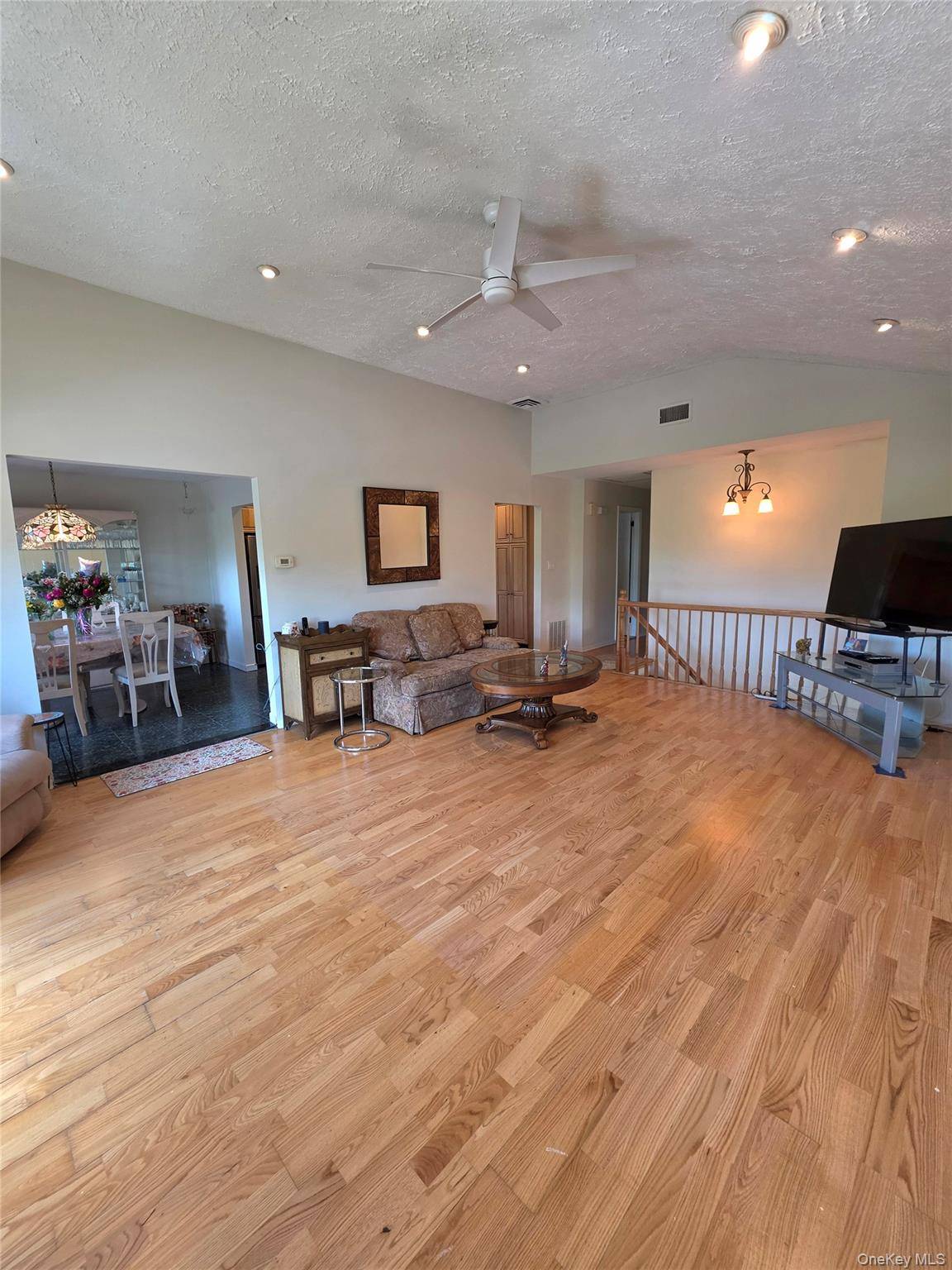 Casa com 4 Quartos à Venda em Howard Beach - Nova Iorque - EUA - 6