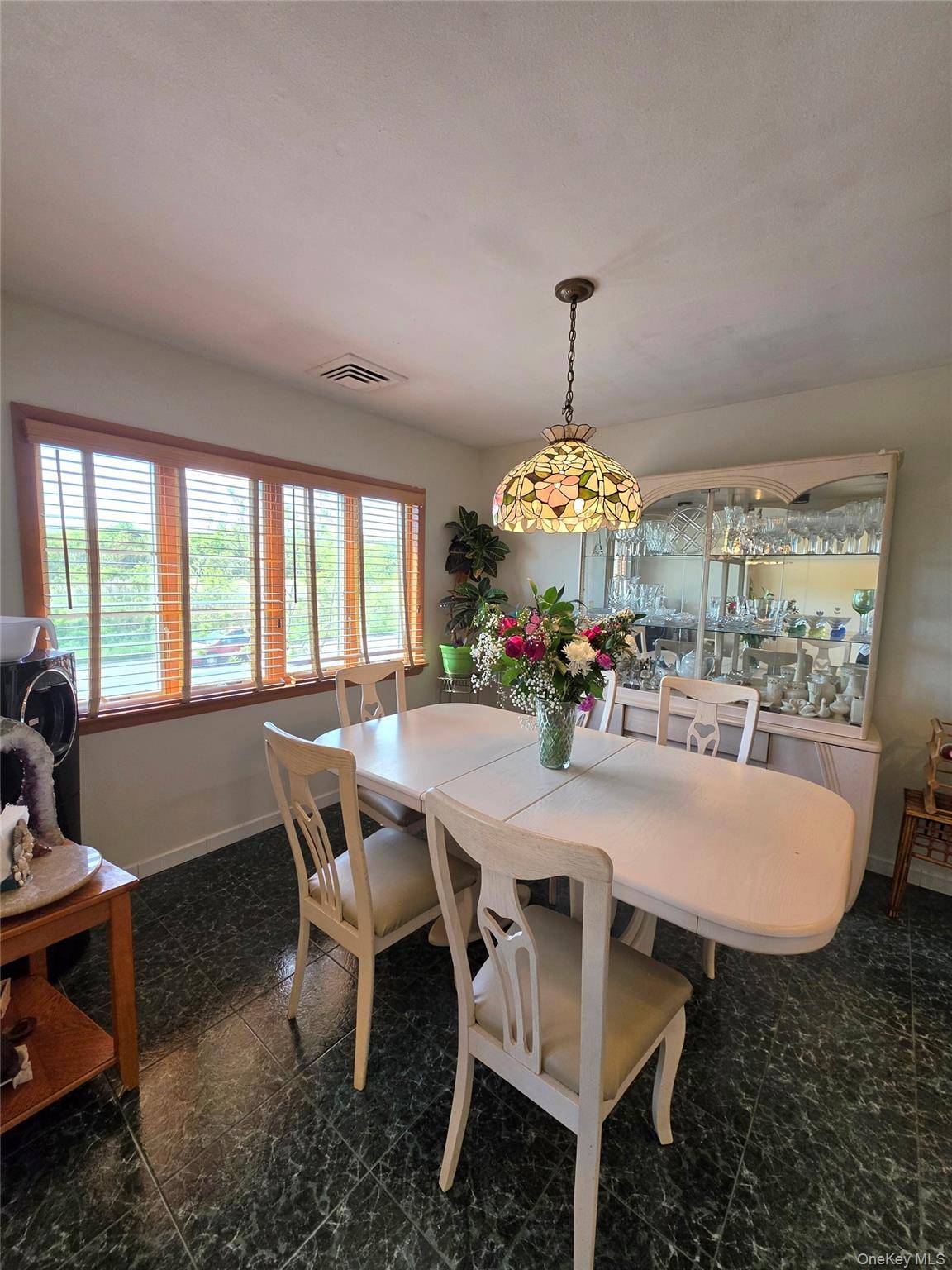 Casa com 4 Quartos à Venda em Howard Beach - Nova Iorque - EUA - 8