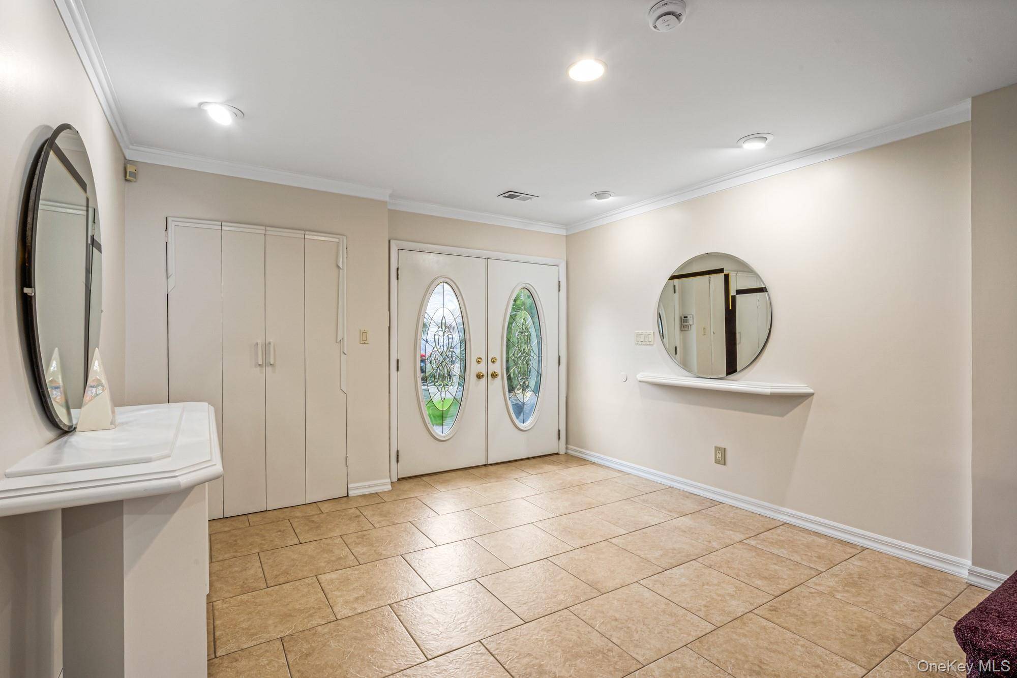 Casa com 4 Quartos à Venda em Howard Beach - Nova Iorque - EUA - 4