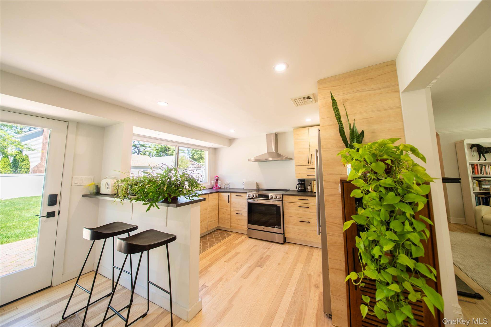 Casa com 4 Quartos à Venda em Huntington - Nova Iorque - EUA - 8