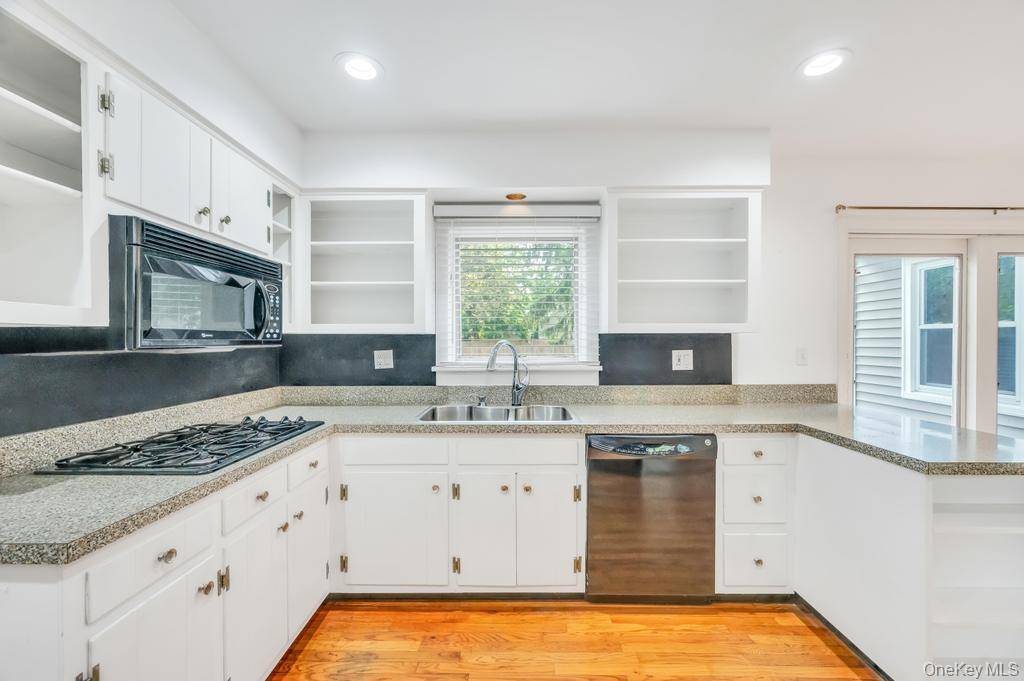 Casa de 4 Dormitorios en Venta en Huntington - Nueva York - EE. UU. - 5