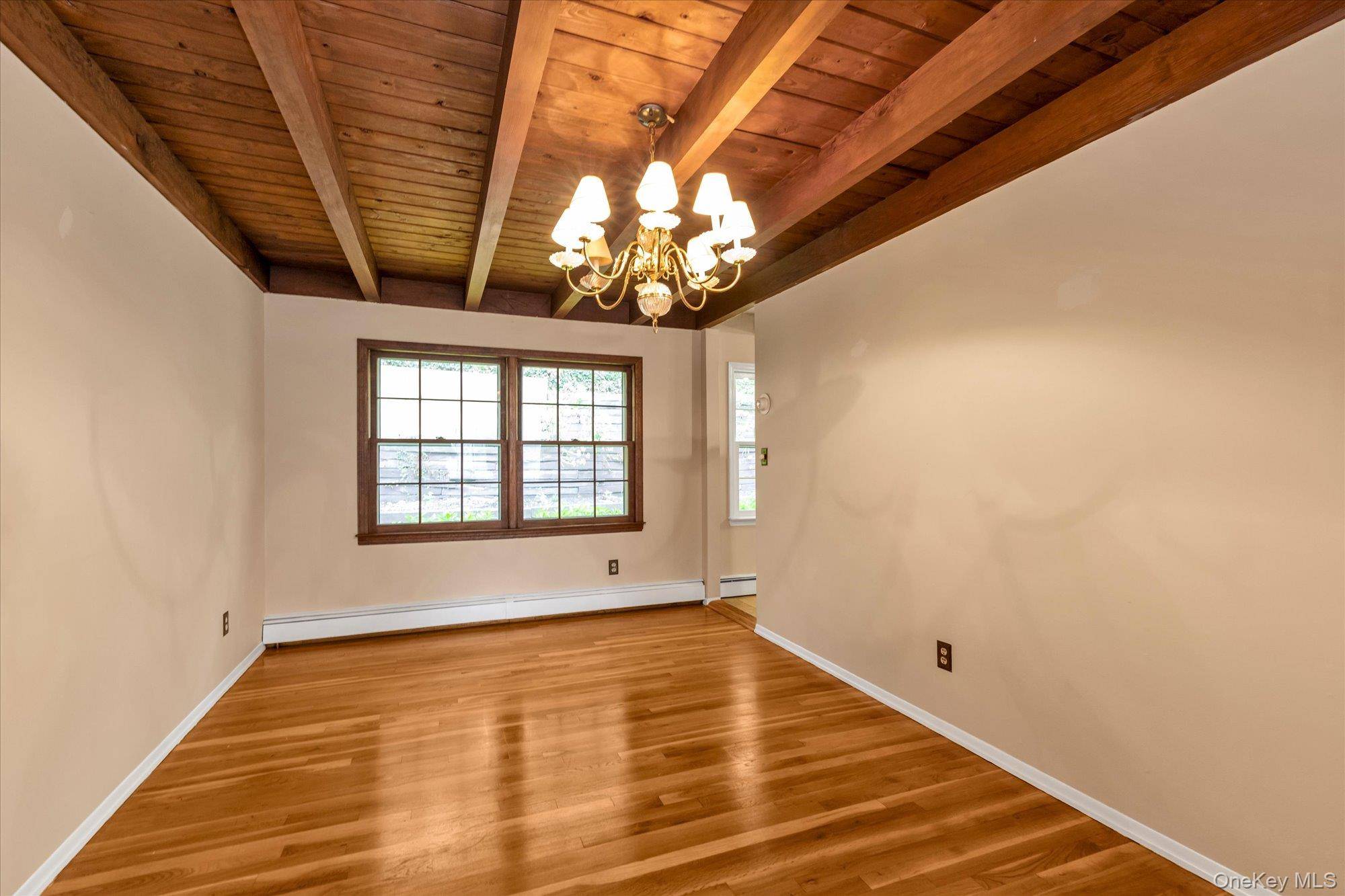 Casa de 4 Dormitorios en Venta en Huntington - Nueva York - EE. UU. - 6