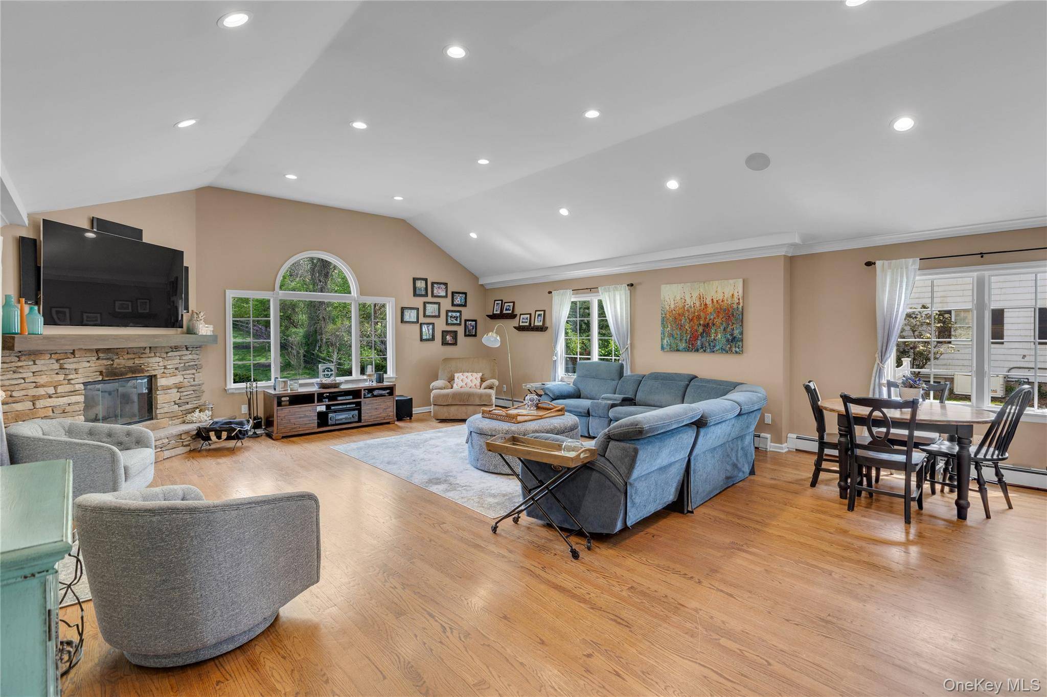 Casa de 4 Dormitorios en Venta en Huntington - Nueva York - EE. UU. - 8