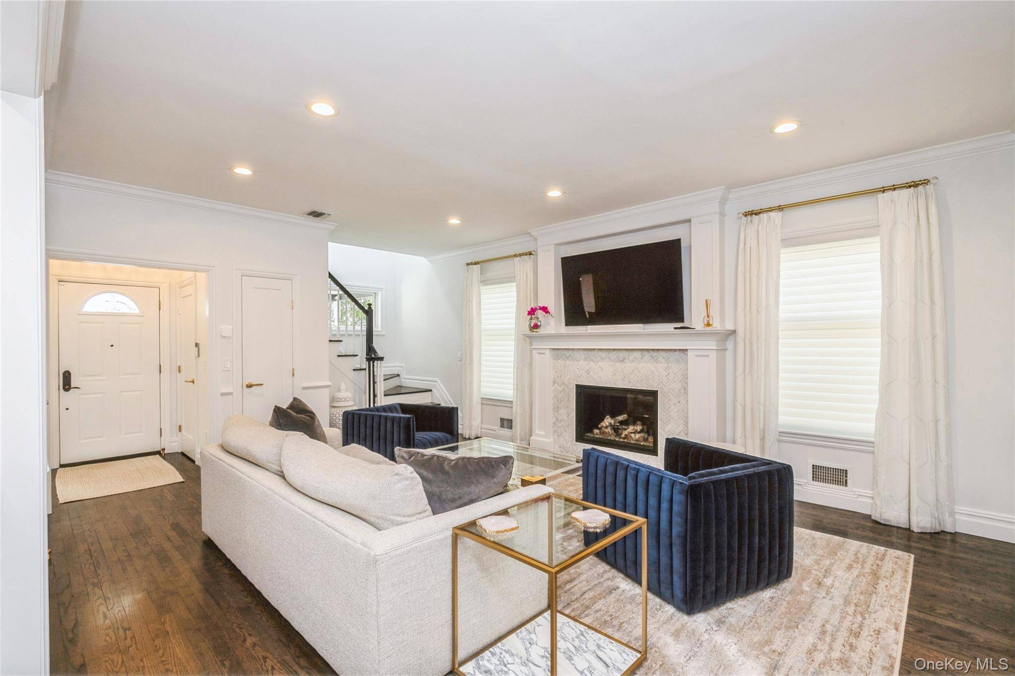 Casa de 4 Dormitorios en Venta en Huntington - Nueva York - EE. UU. - 2