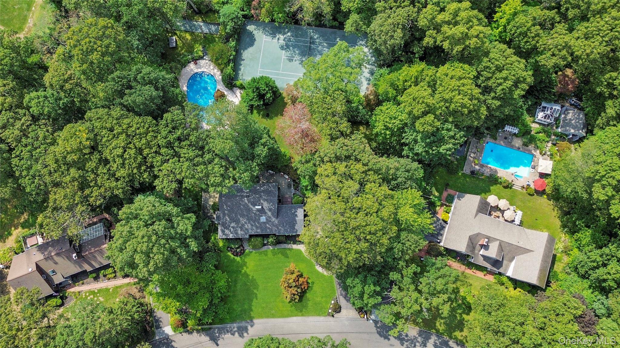 Casa de 4 Dormitorios en Venta en Huntington - Nueva York - EE. UU. - 3