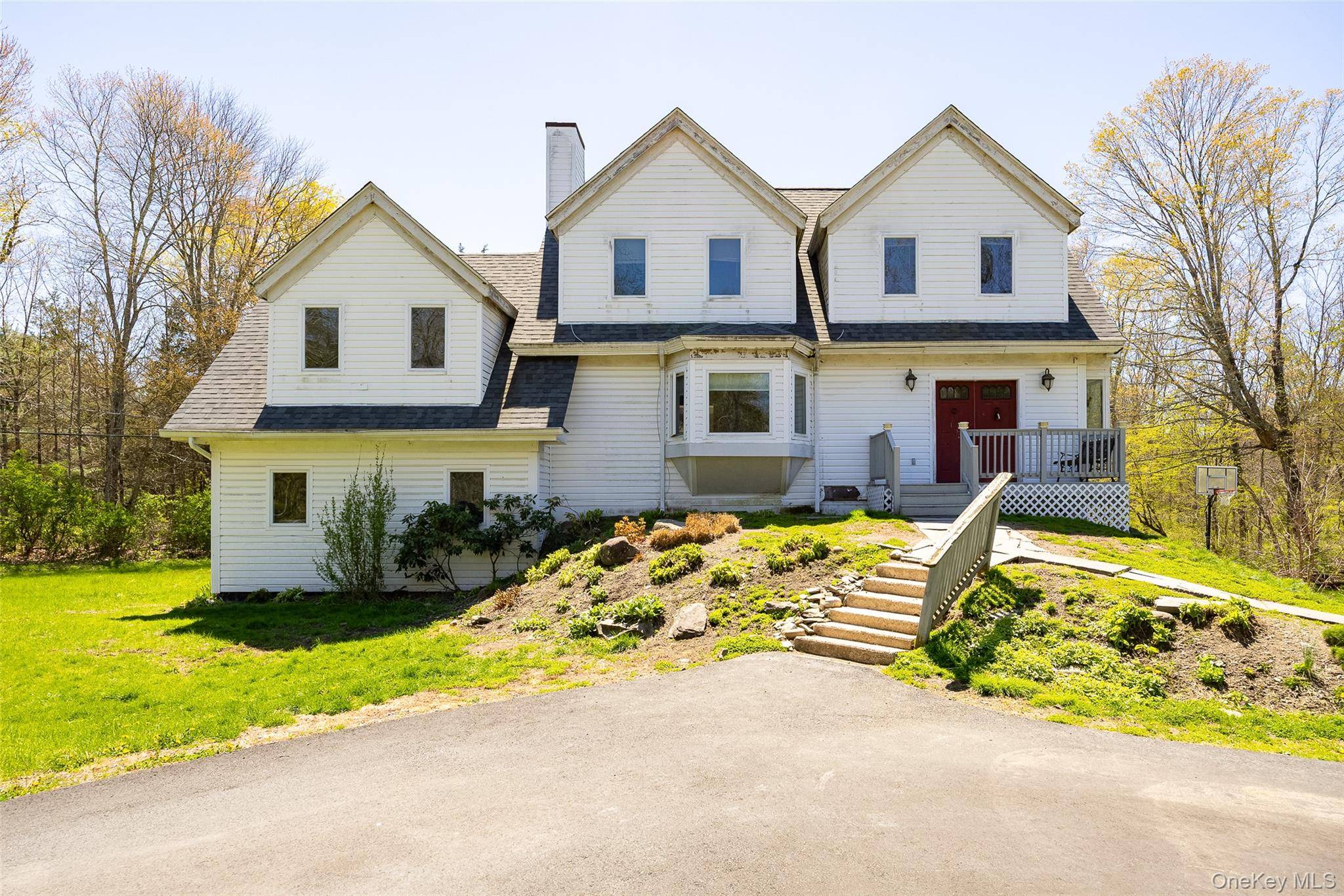 Casa de 4 Dormitorios en Venta en Hyde Park - Nueva York - EE. UU. - 2