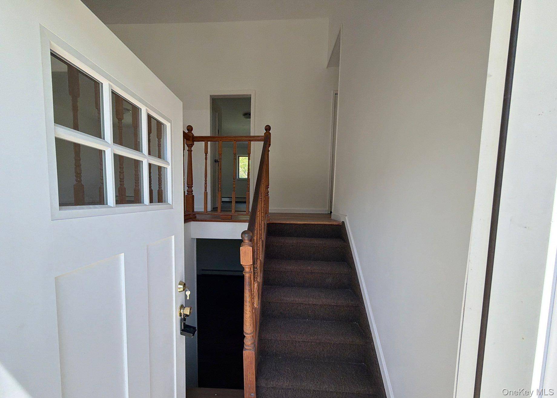 Casa com 4 Quartos à Venda em Islip Terrace - Nova Iorque - EUA - 2