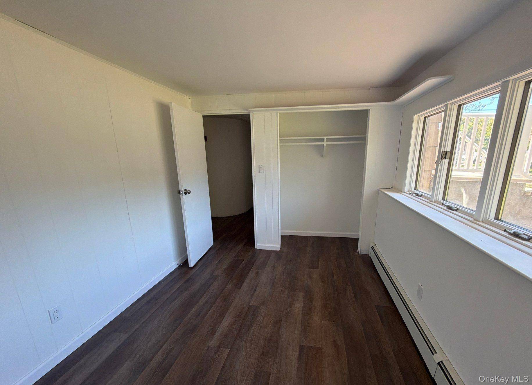 Casa com 4 Quartos à Venda em Islip Terrace - Nova Iorque - EUA - 6