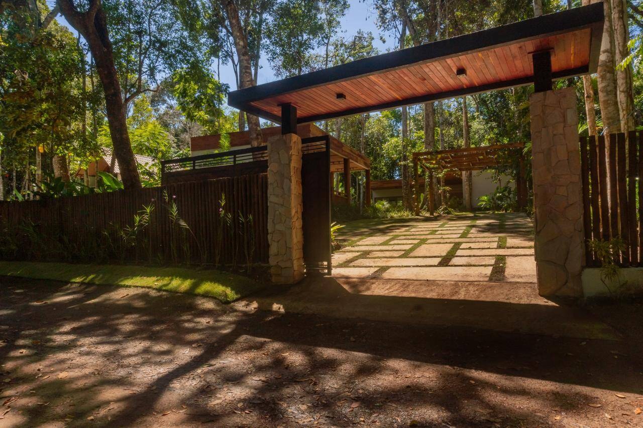 Casa com 4 Quartos à Venda em Itacaré - Bahia - Brasil - 2