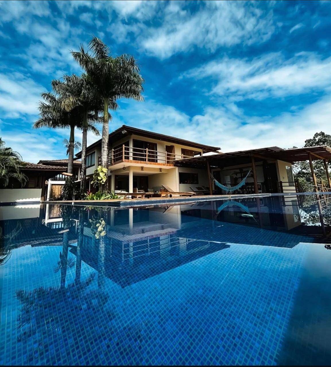 Casa com 4 Quartos à Venda em Itacaré - Bahia - Brasil - 2