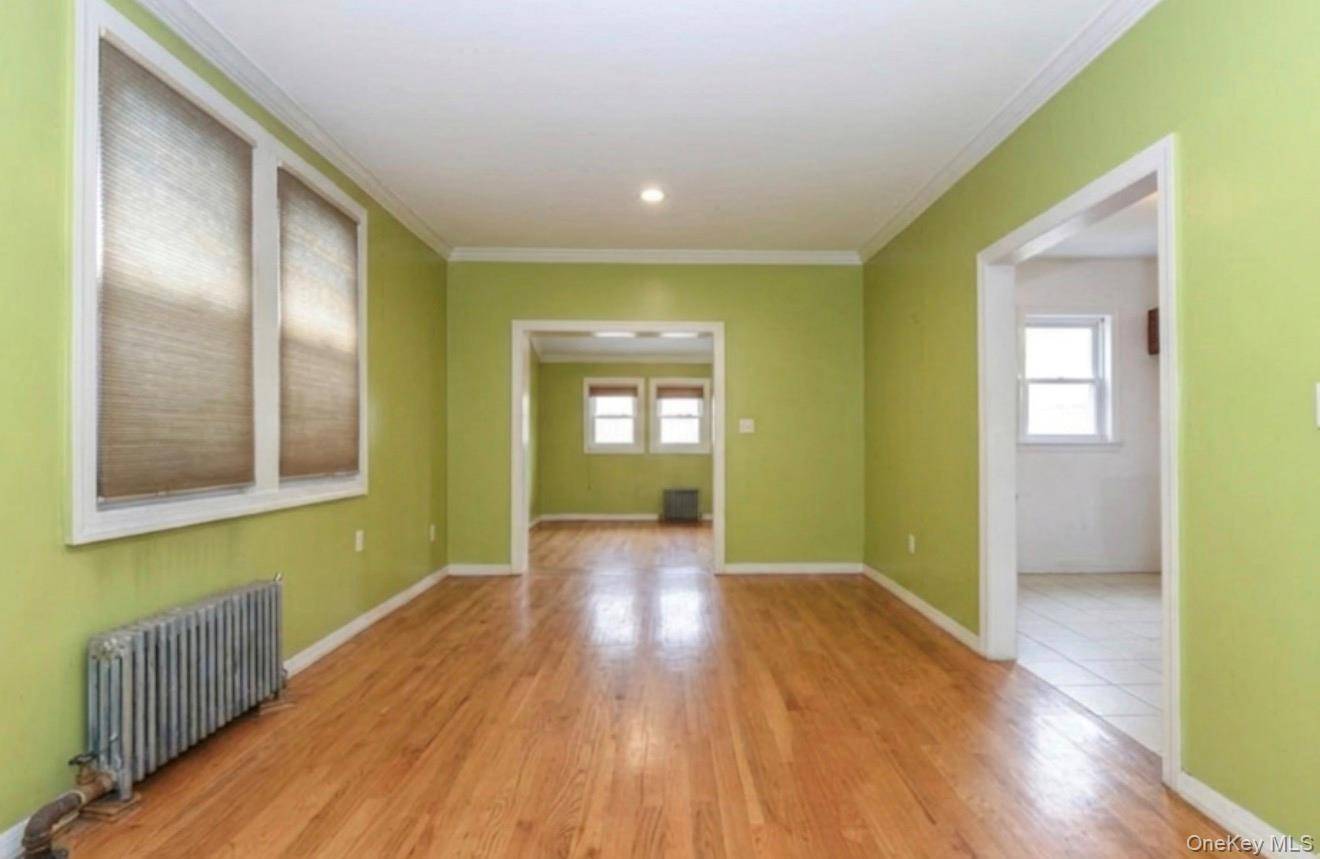 Casa com 4 Quartos à Venda em Jamaica Hills - Nova Iorque - EUA - 5