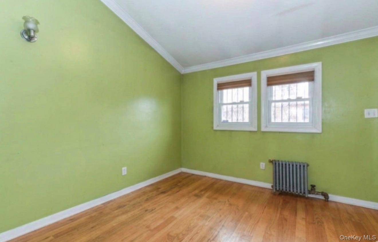 Casa com 4 Quartos à Venda em Jamaica Hills - Nova Iorque - EUA - 7