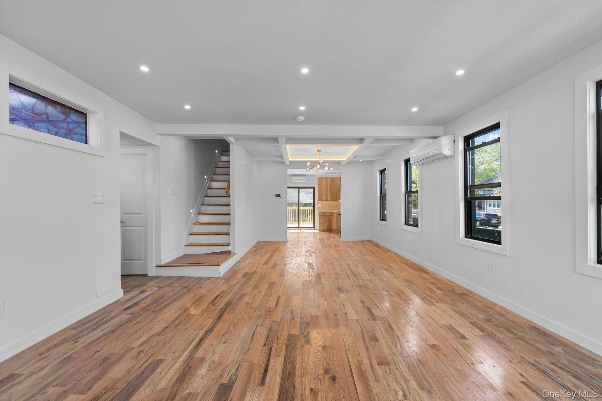 Casa de 4 Dormitorios en Venta en Jamaica - Nueva York - EE. UU. - 7