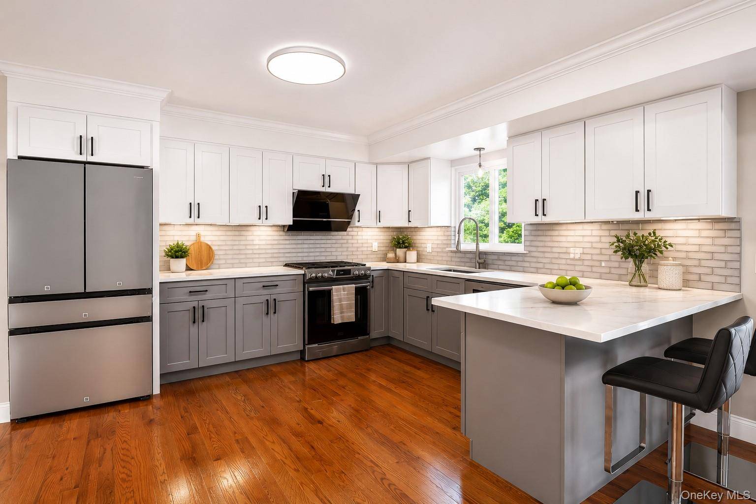 4 Bedroom Home for Sale in Jericho - New York - USA - 3