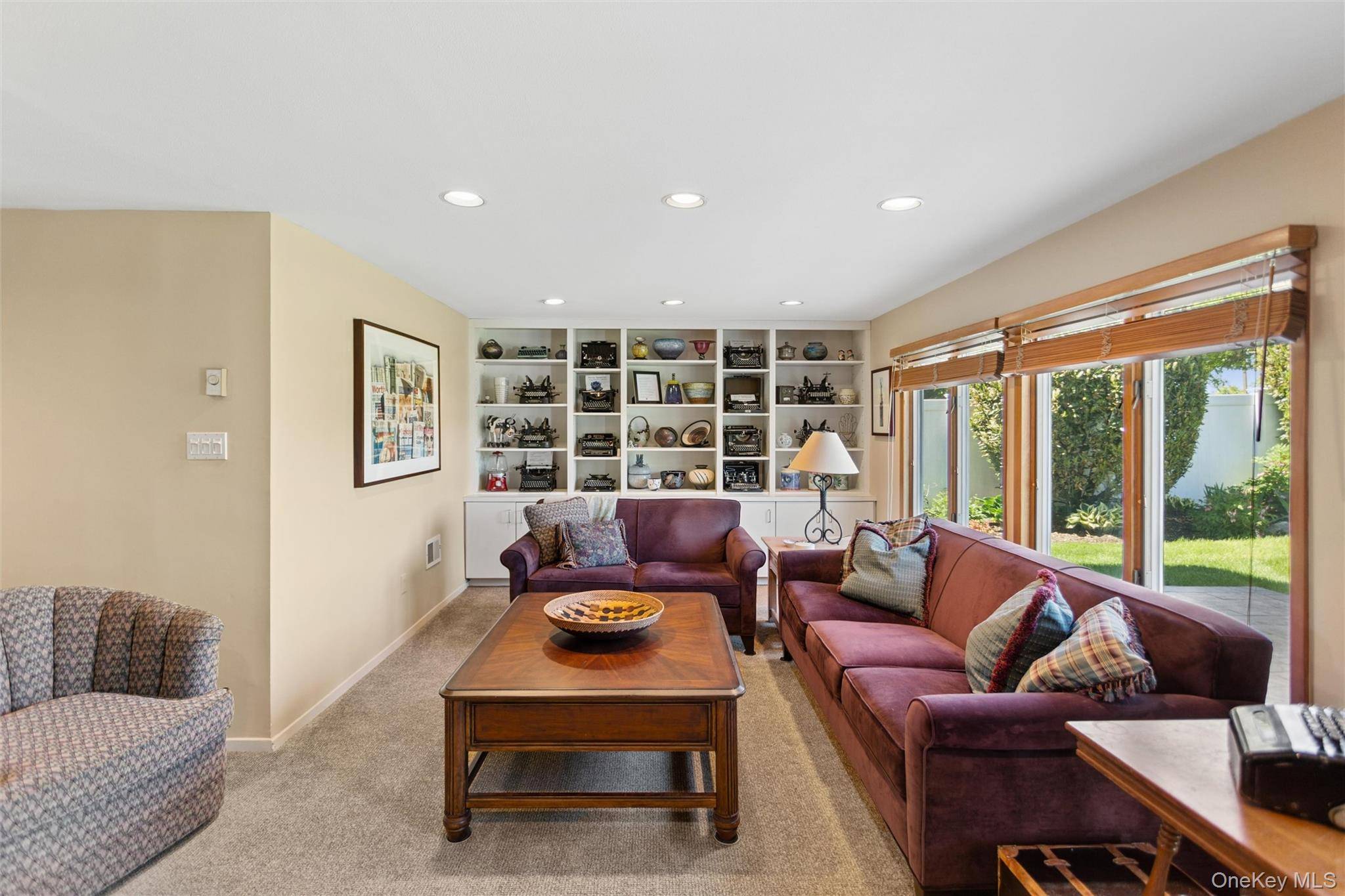 4 Bedroom Home for Sale in Jericho - New York - USA - 8