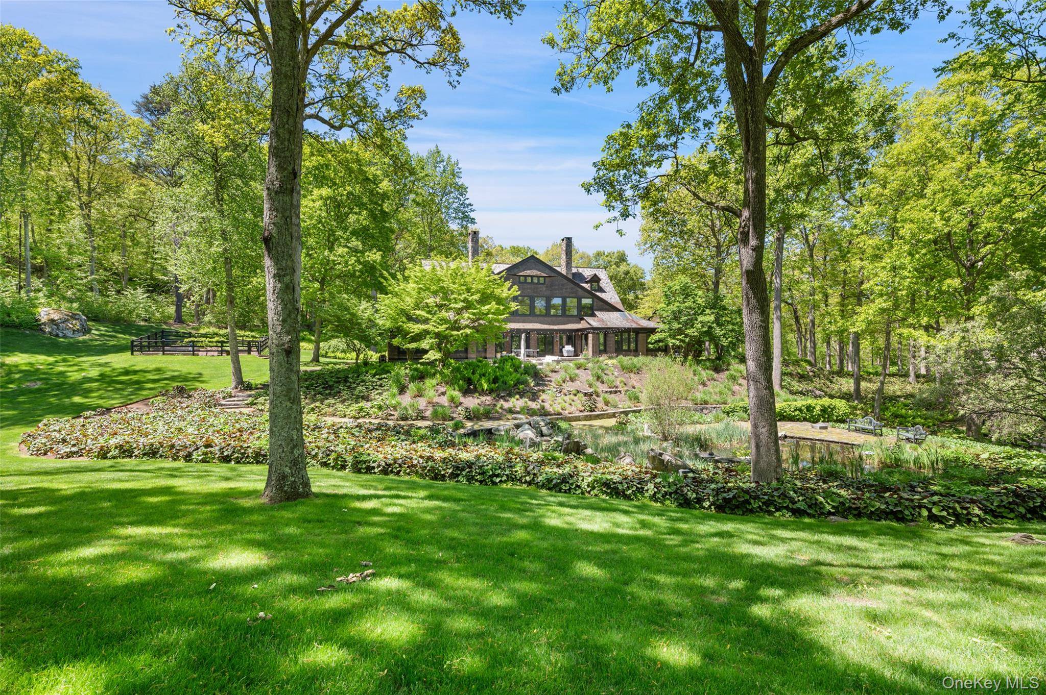 Casa de 4 Dormitorios en Venta en Katonah - Nueva York - EE. UU. - 2