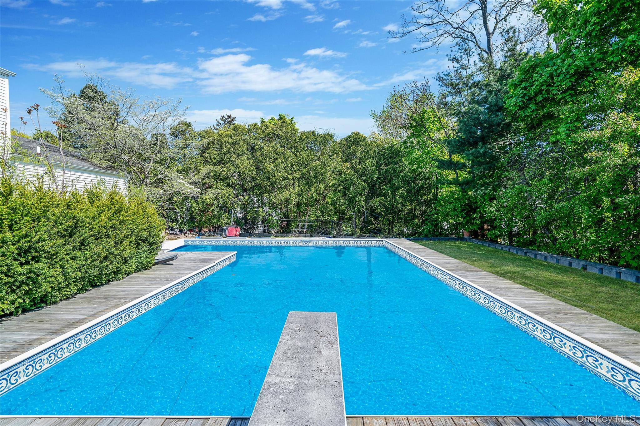 Casa de 4 Dormitorios en Venta en Kings Park - Nueva York - EE. UU. - 3