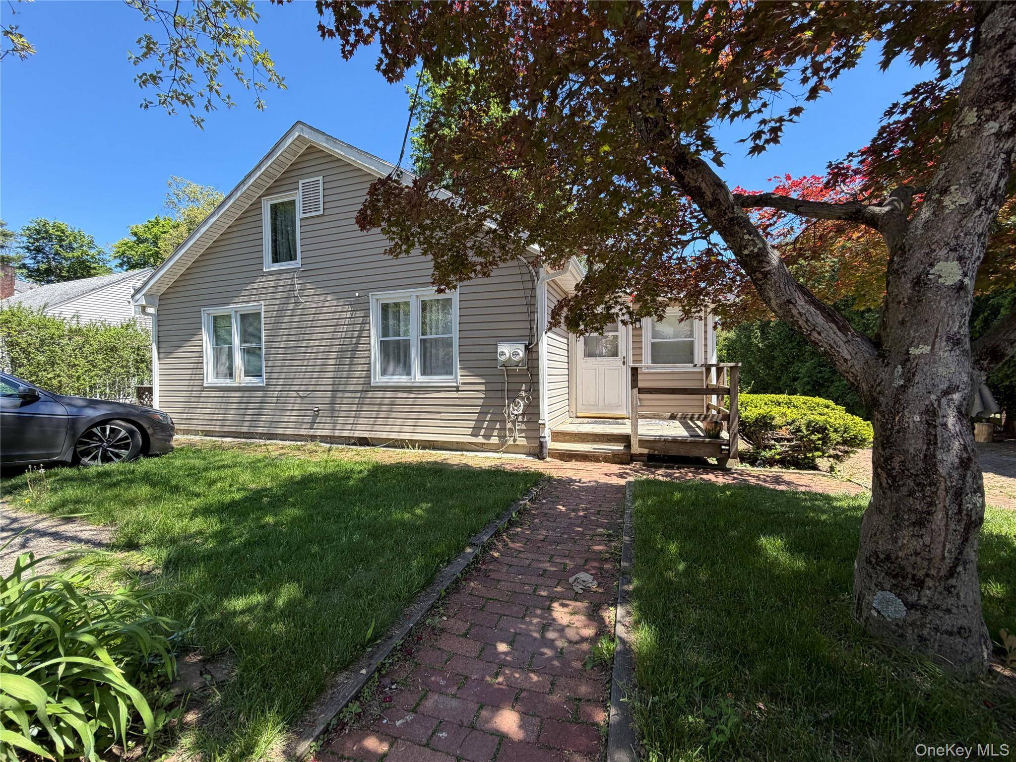 Casa com 4 Quartos à Venda em Lake Peekskill - Nova Iorque - EUA - 1