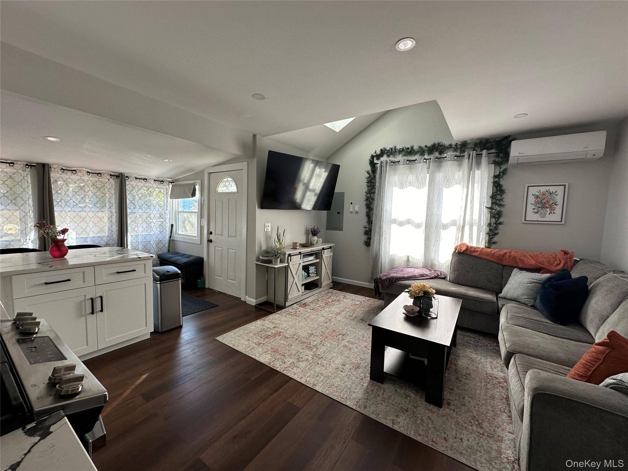 Casa com 4 Quartos à Venda em Lake Peekskill - Nova Iorque - EUA - 4