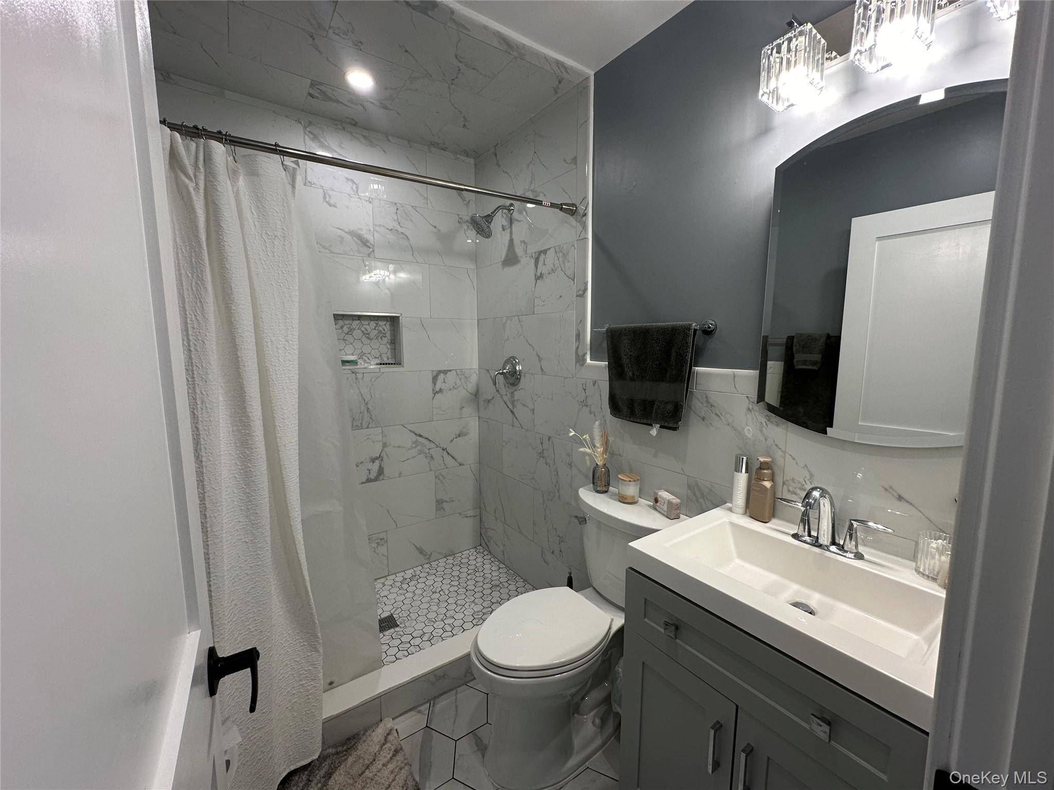 Casa com 4 Quartos à Venda em Lake Peekskill - Nova Iorque - EUA - 5