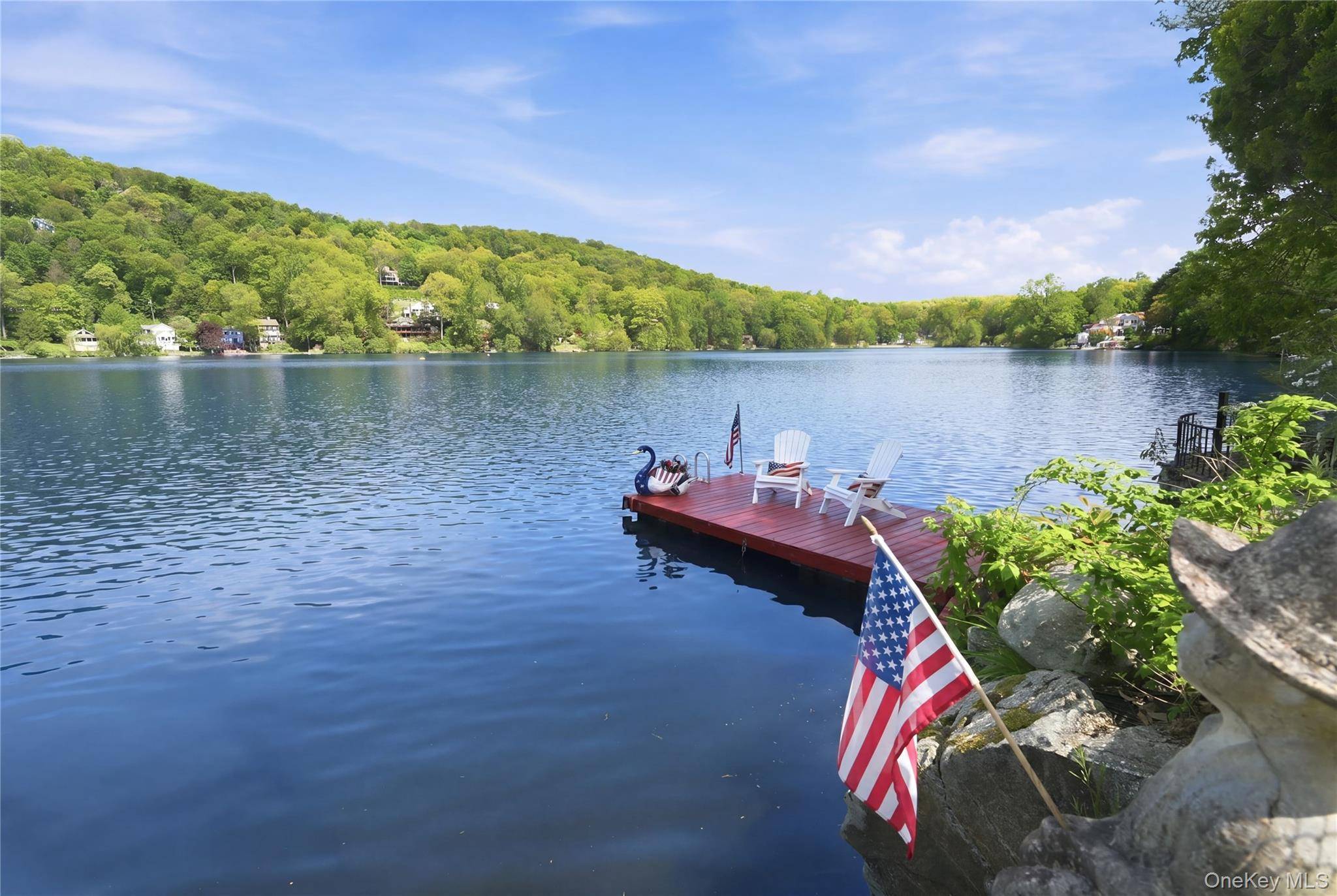 Casa com 4 Quartos à Venda em Lake Peekskill - Nova Iorque - EUA - 3