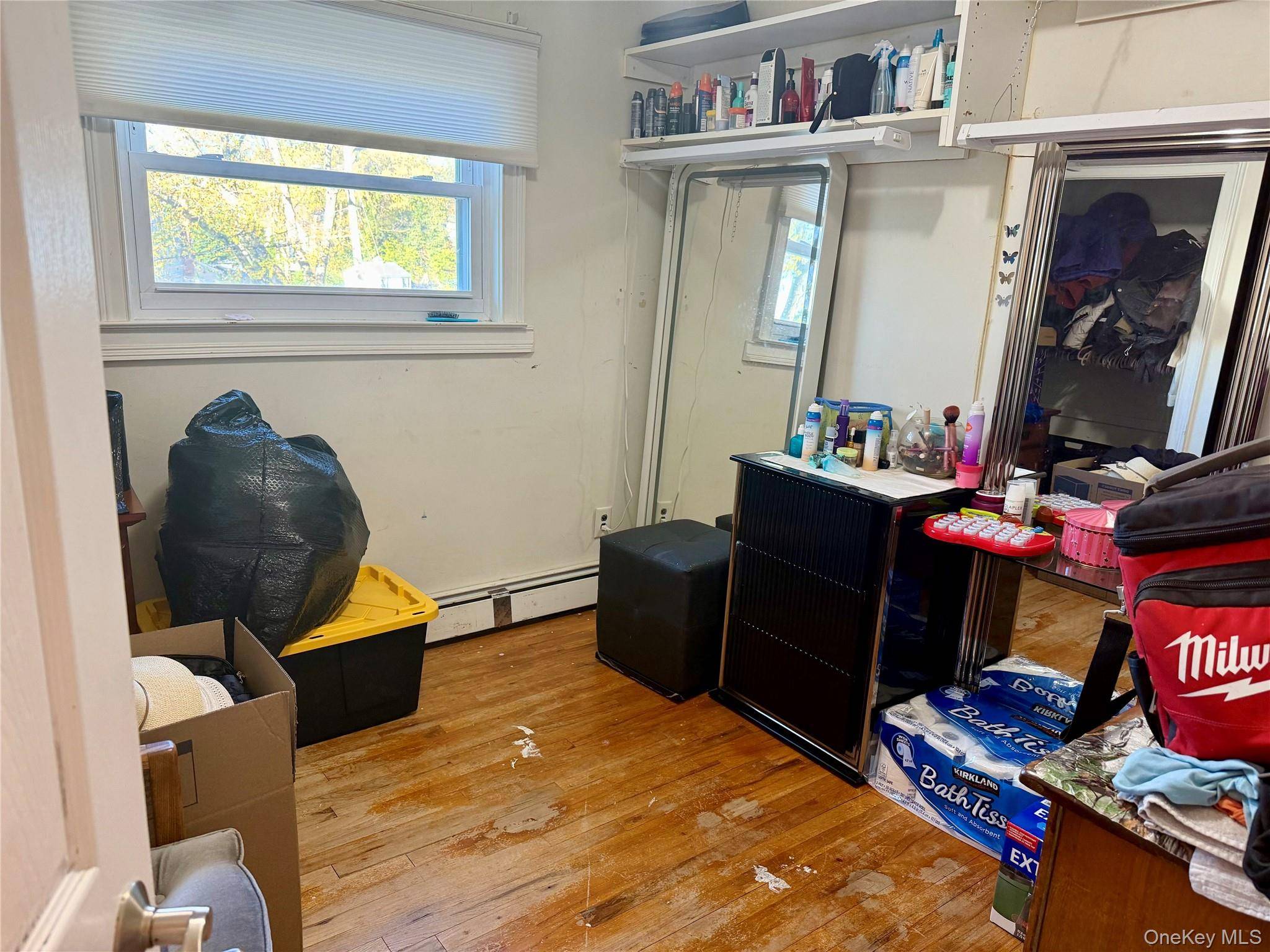 Maison de 4 Chambres à Vendre à Lake Ronkonkoma, New York, États-Unis - 6